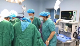 医院多科室联动  全力救治伤者