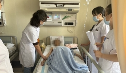 中山大学附属肿瘤医院甘肃医院护理专家莅临我院交流工作